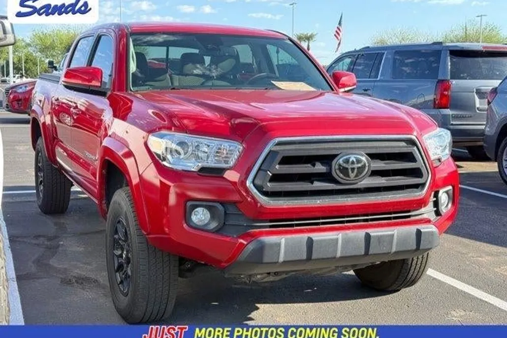 2022 Toyota Tacoma SR5 photo 1