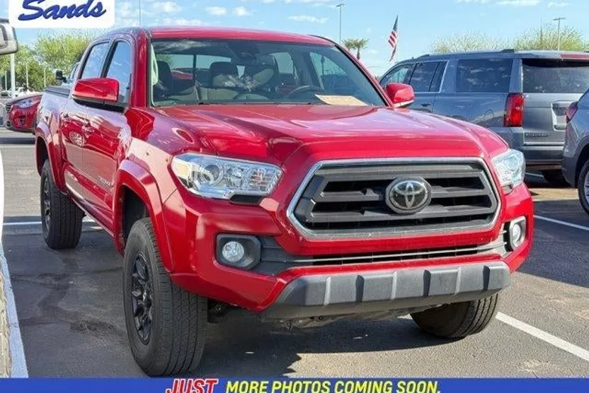 2022 Toyota Tacoma SR5 photo 1