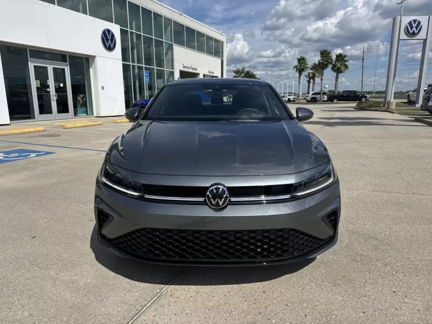 2026 Volkswagen Jetta 1.5T Sport photo 1