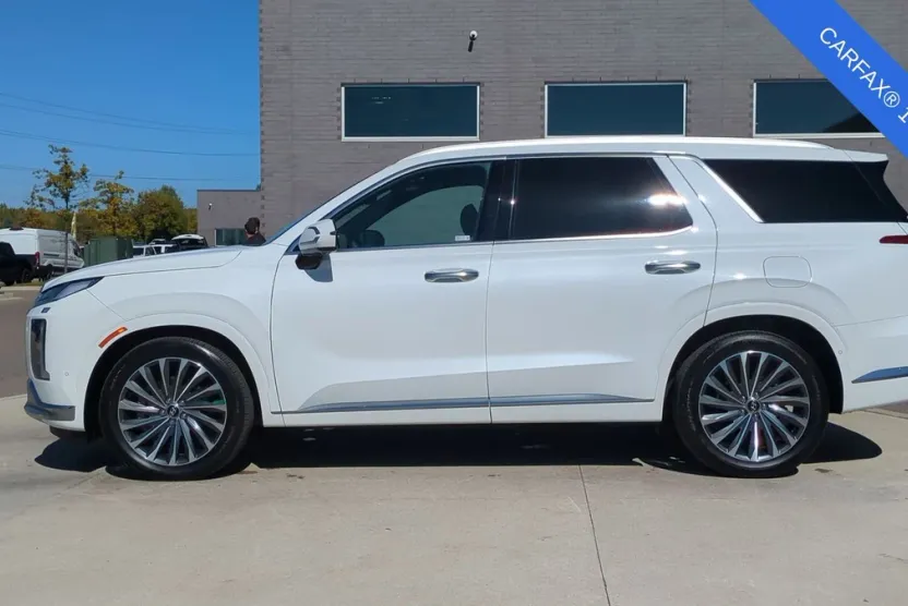 2024 Hyundai Palisade Calligraphy photo 1
