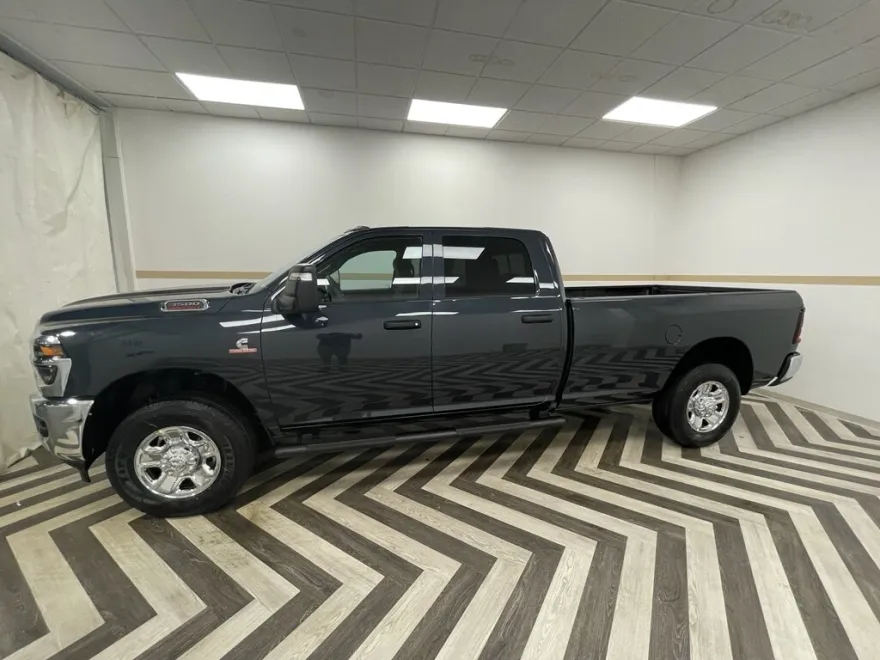 2025 Ram 3500 Tradesman photo 1