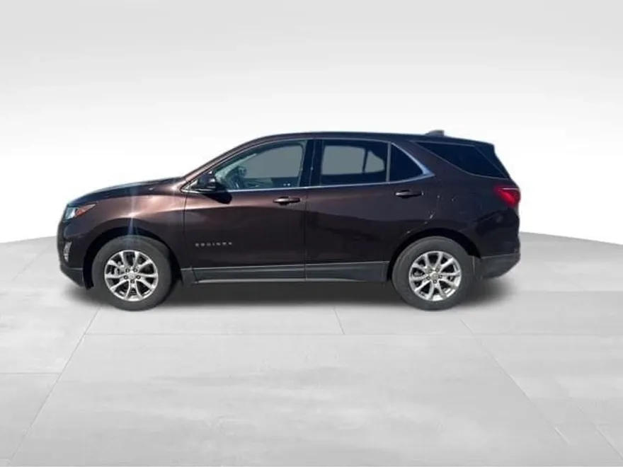2020 Chevrolet Equinox LT photo 1