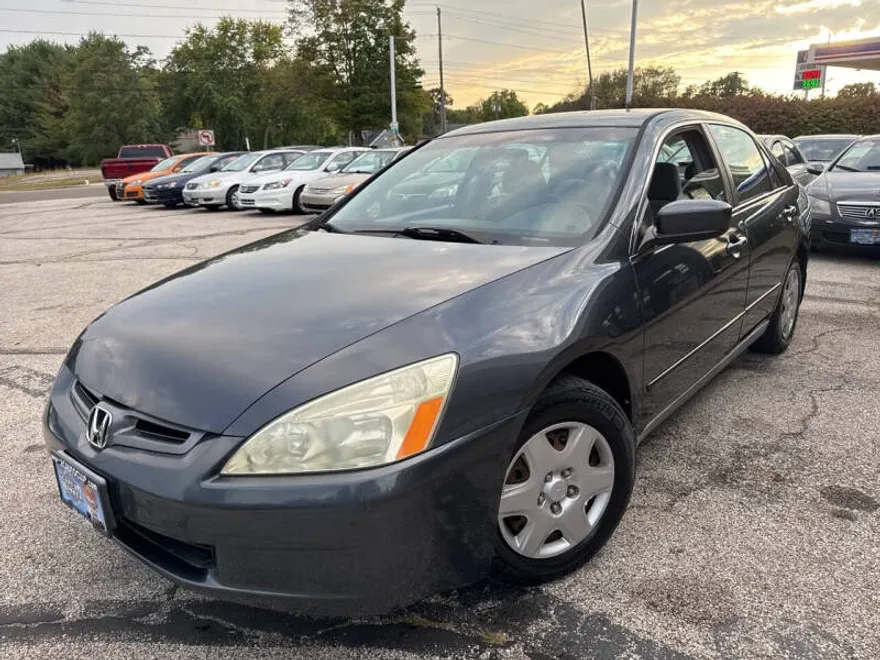 2005 Honda Accord LX photo 1