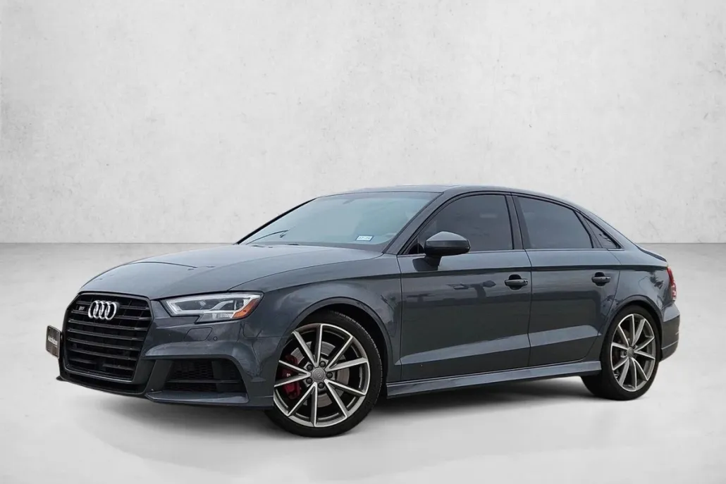 2018 Audi S3 Premium Plus photo 1