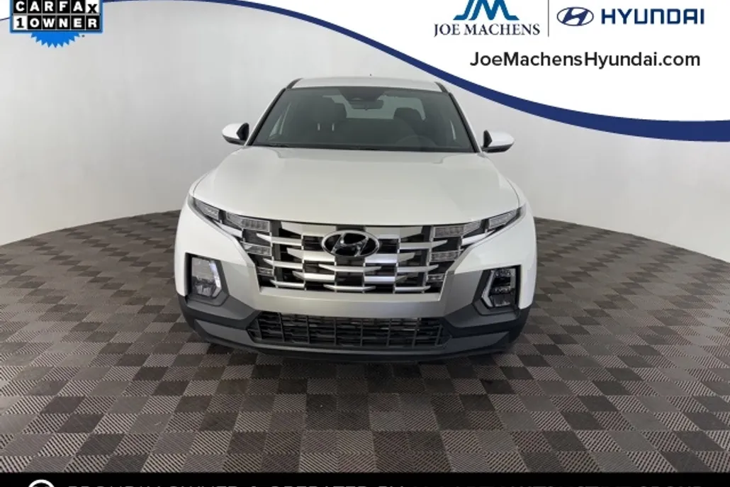 2024 Hyundai Santa Cruz SE photo 1