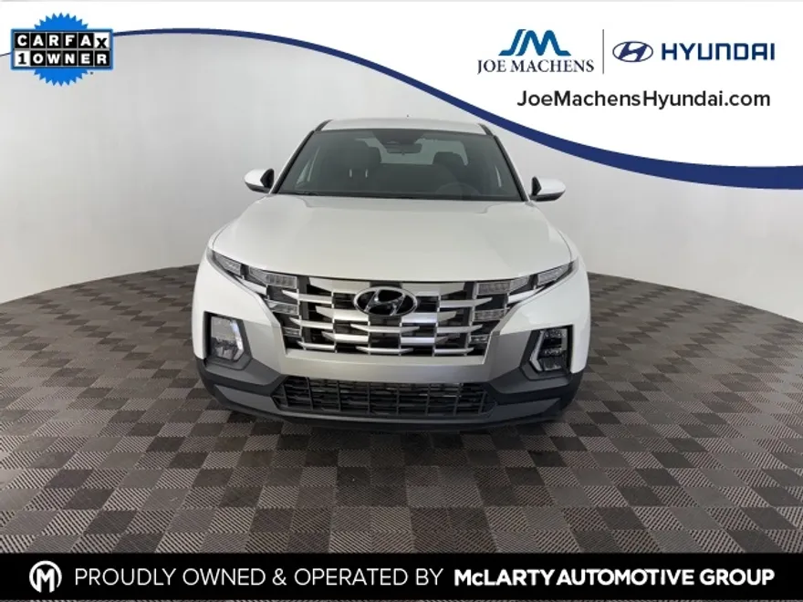 2024 Hyundai Santa Cruz SE photo 1