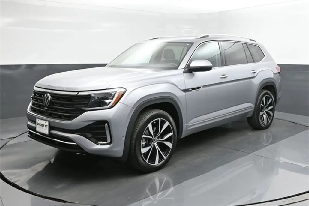 2025 Volkswagen Atlas SEL Premium R-Line photo 1