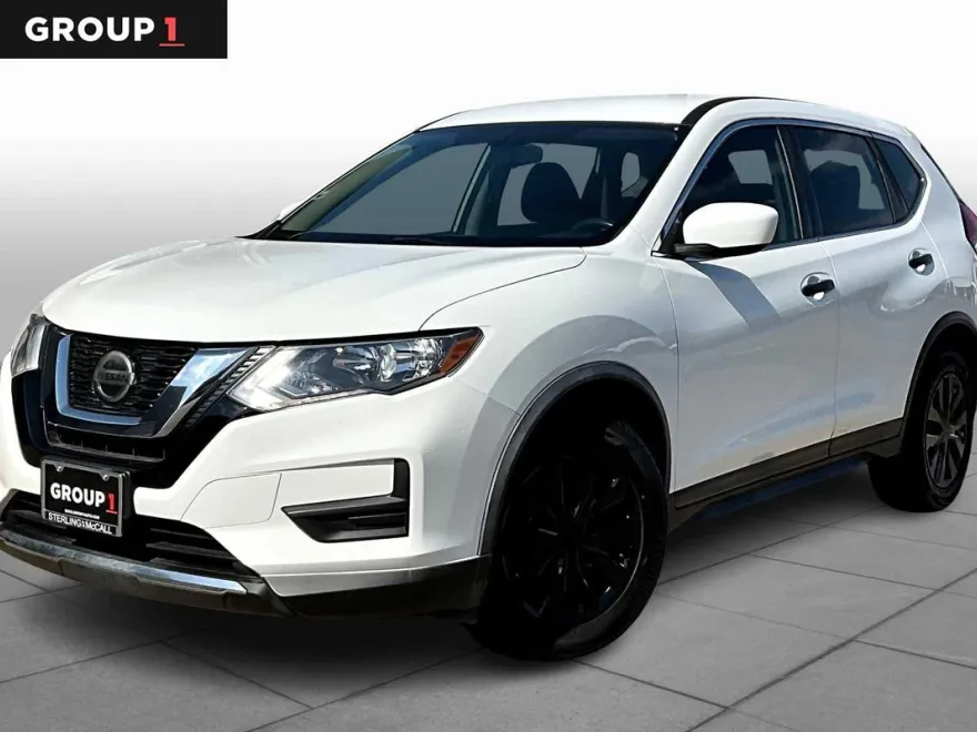 2018 Nissan Rogue S photo 1