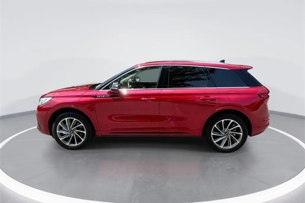 2024 Lincoln Corsair Grand Touring photo 1