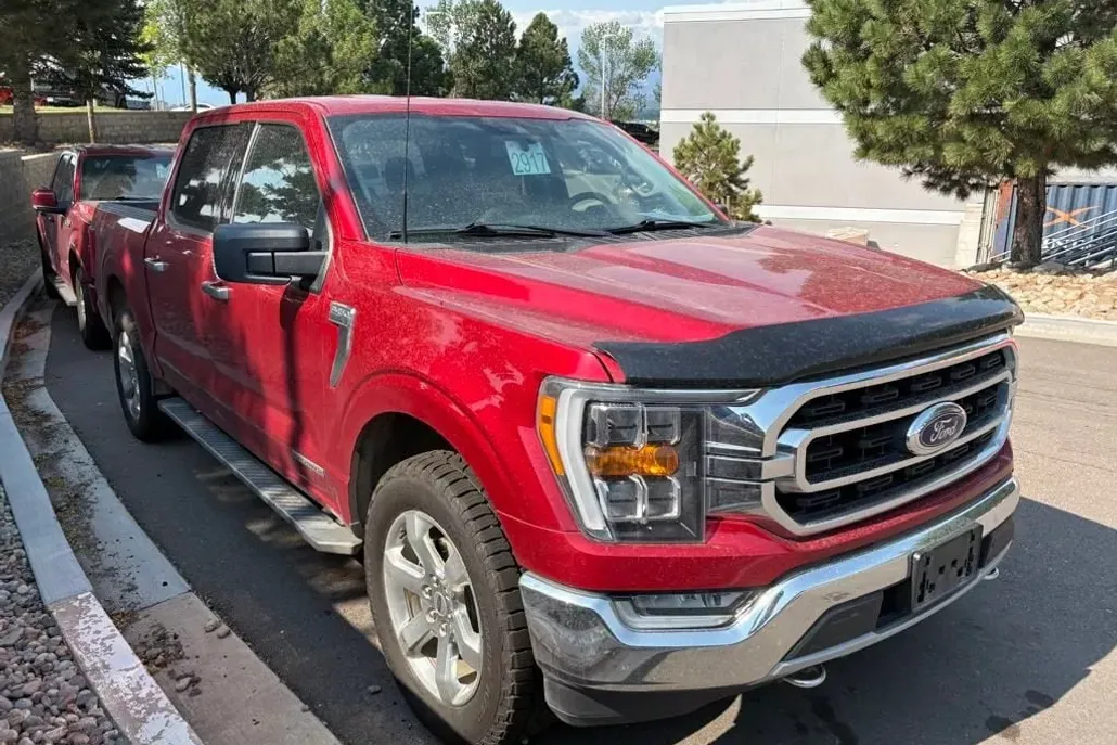 2021 Ford F-150 XLT photo 1