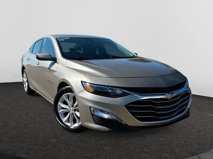 2024 Chevrolet Malibu 1LT photo 1