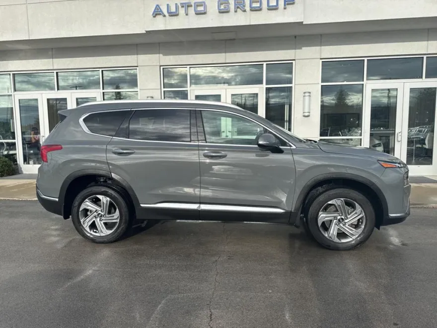 2022 Hyundai Santa Fe SEL Premium photo 1