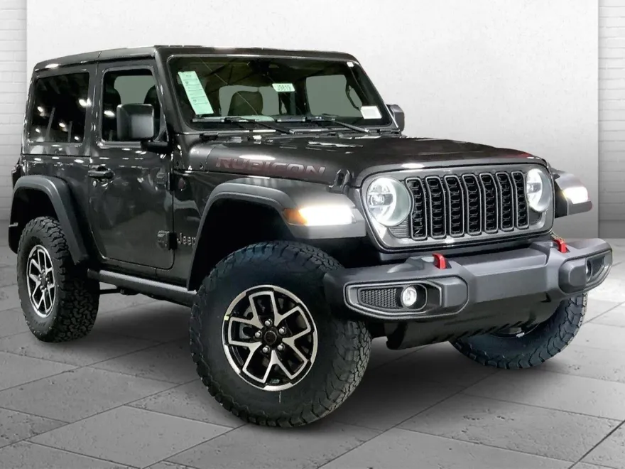 2025 Jeep Wrangler Rubicon photo 1