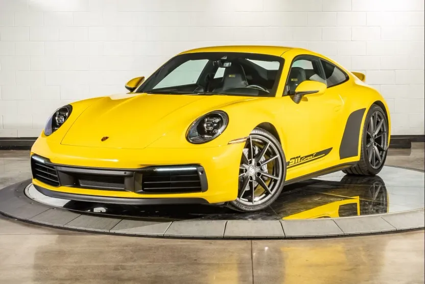 2022 Porsche Cayman GT4 photo 1
