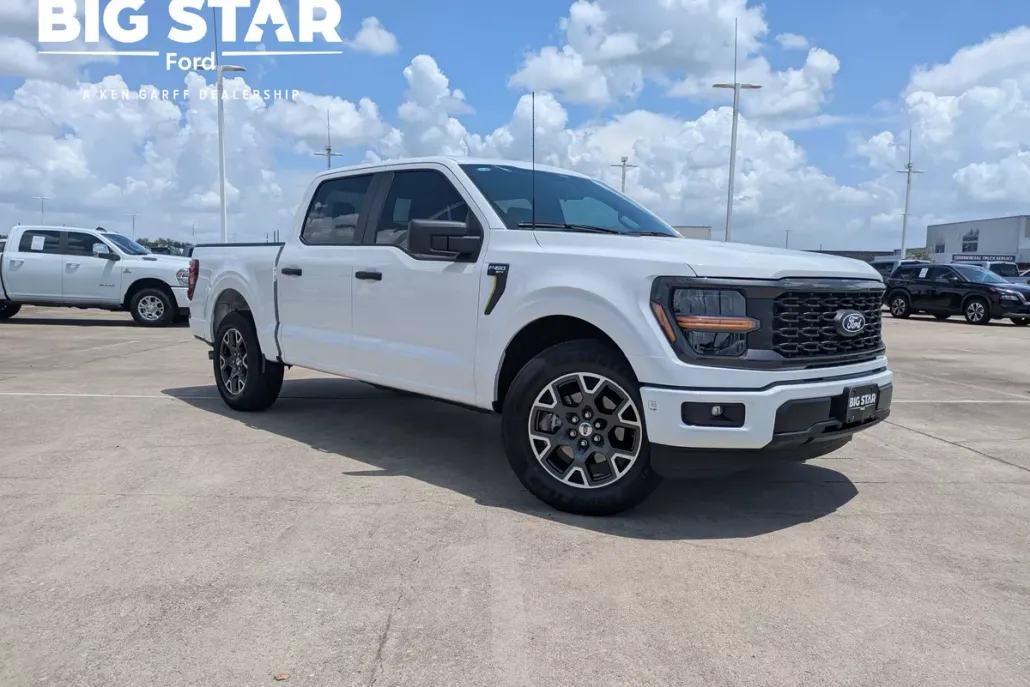 2025 Ford F-150 STX photo 1