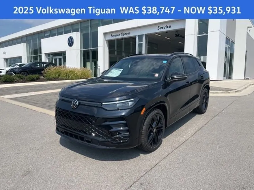 2025 Volkswagen Tiguan SE R-Line Black photo 1