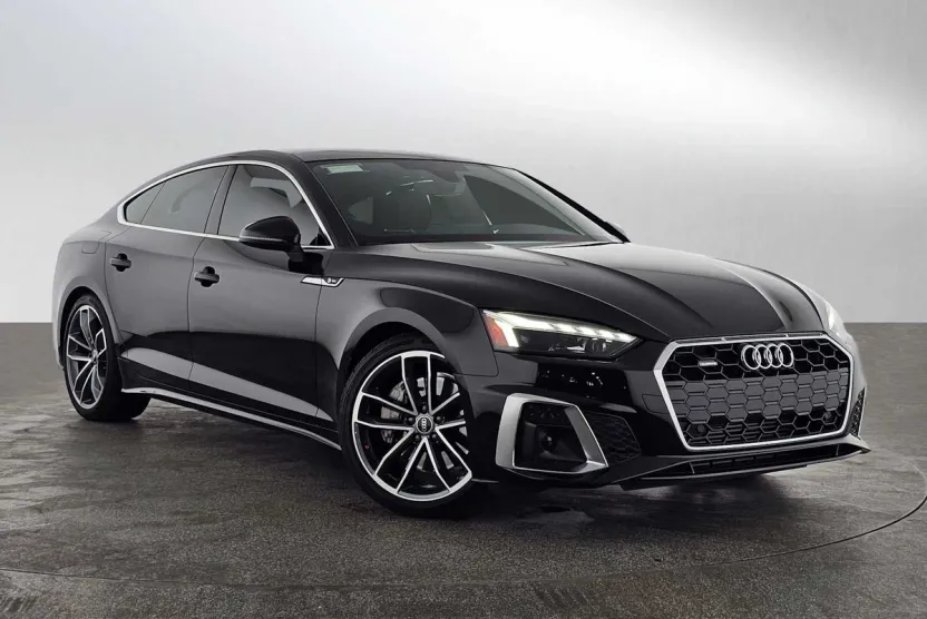 2023 Audi A5 45 S line Premium photo 1