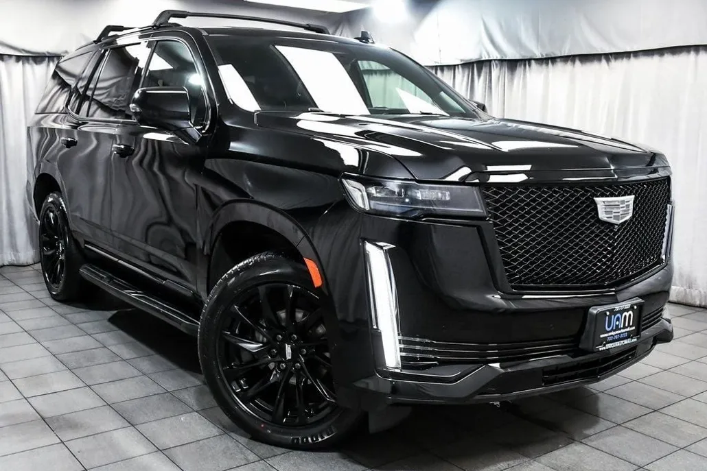 2023 Cadillac Escalade Sport Platinum photo 1