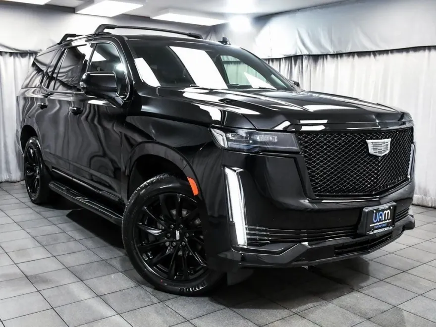 2023 Cadillac Escalade Sport Platinum photo 1