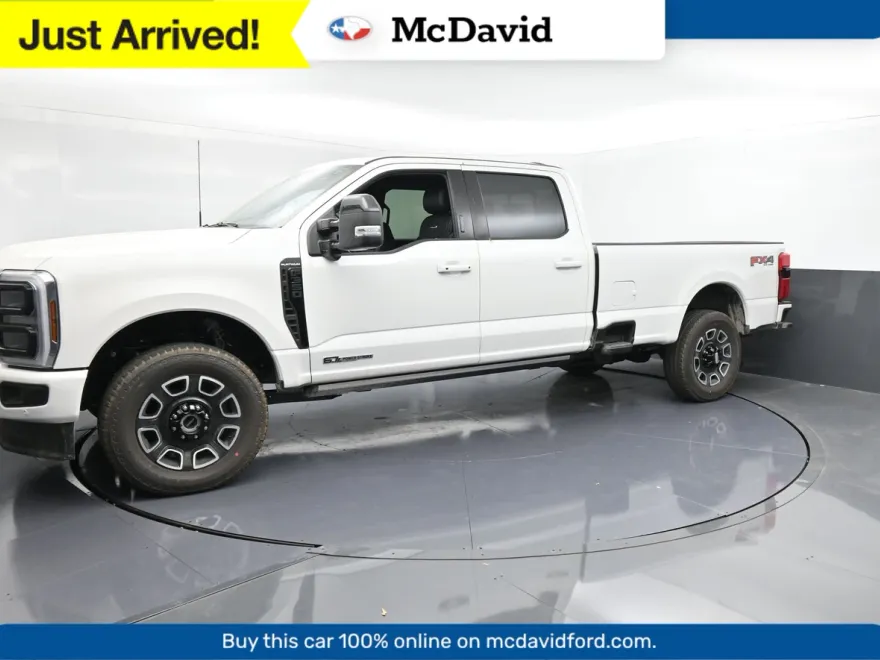 2026 Ford F-350 Platinum photo 1