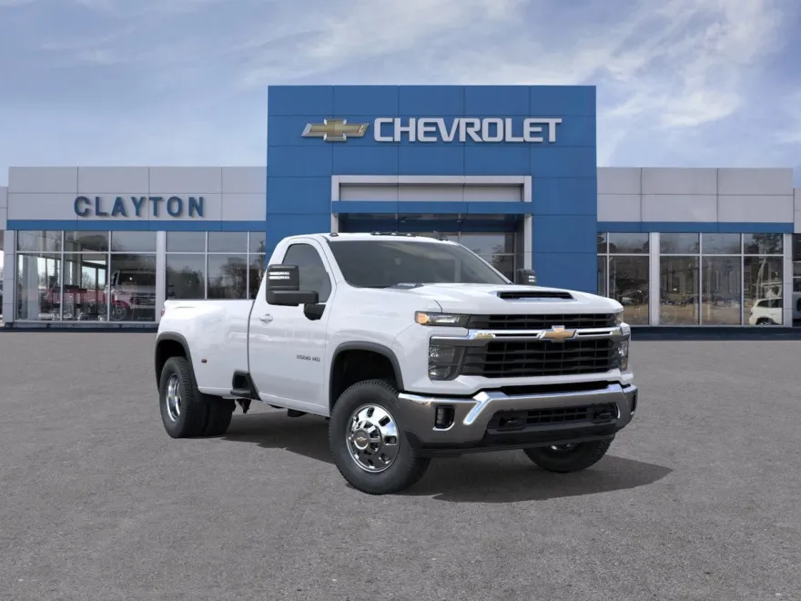 2026 Chevrolet Silverado 3500HD LT photo 1