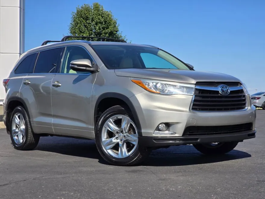 2015 Toyota Highlander Limited photo 1