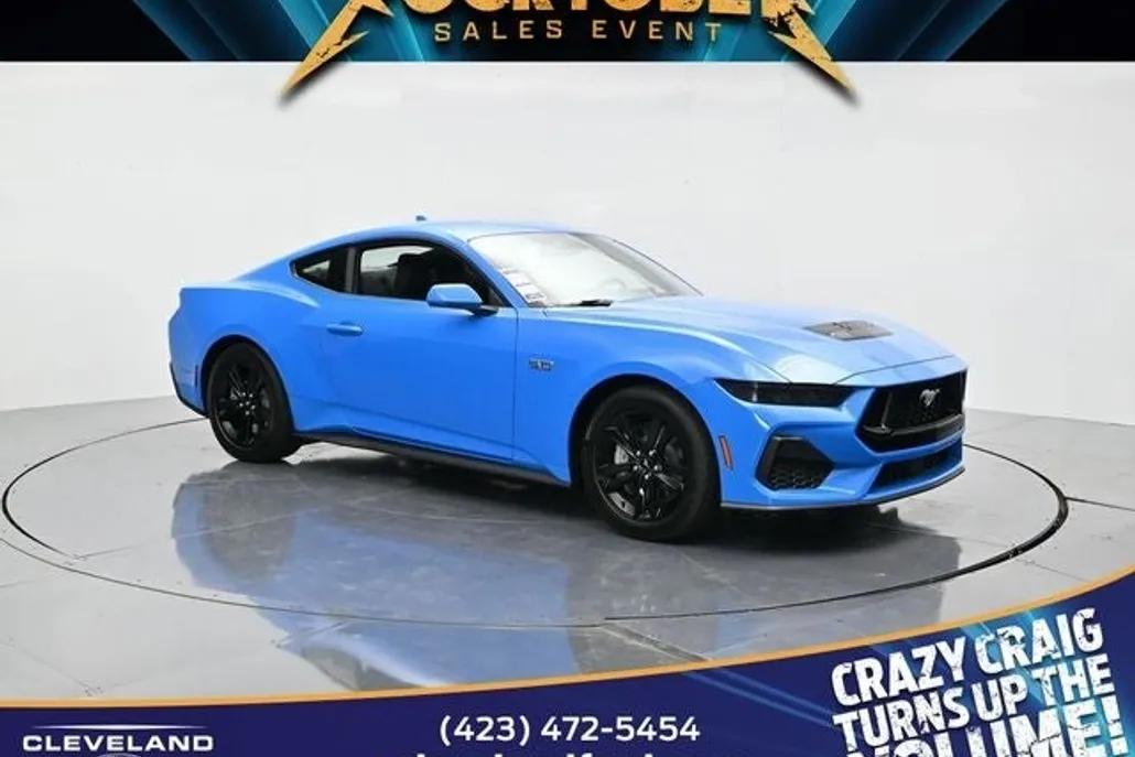 2025 Ford Mustang GT photo 1