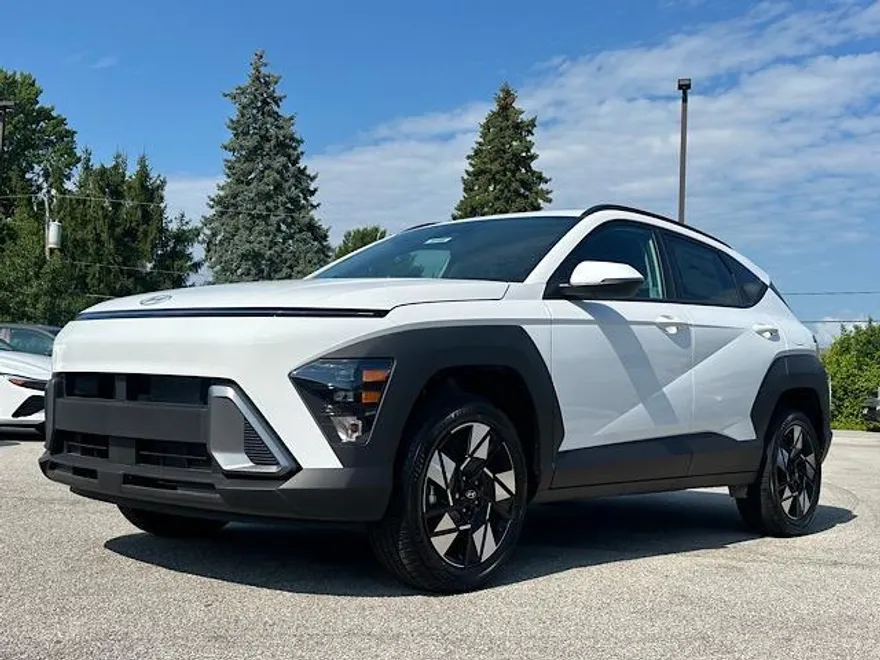 2025 Hyundai Kona SEL photo 1