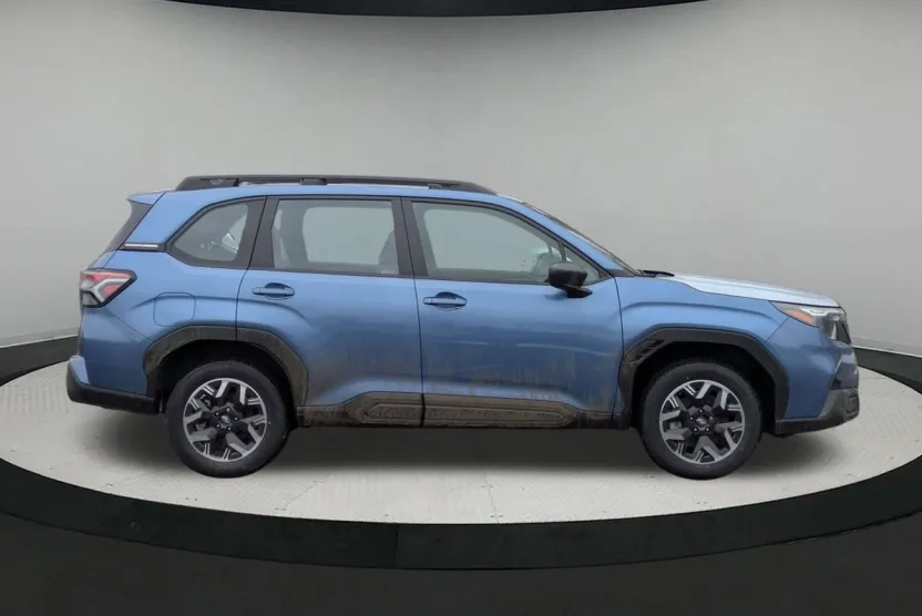 2025 Subaru Forester Base photo 1