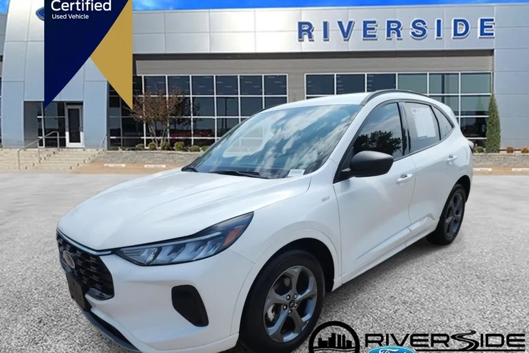 2024 Ford Escape ST-Line photo 1