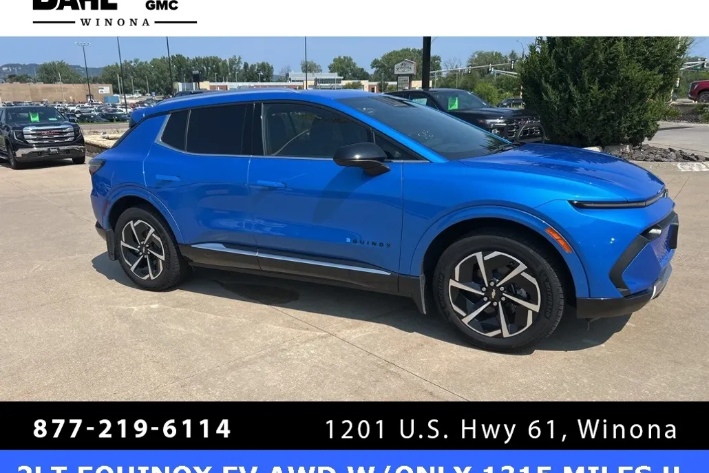 2024 Chevrolet Equinox EV 1LT photo 1