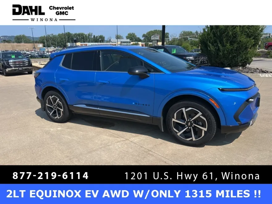 2024 Chevrolet Equinox EV 1LT photo 1