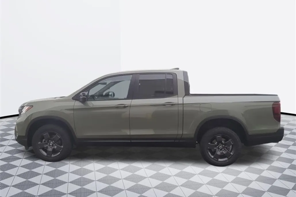 2026 Honda Ridgeline TrailSport photo 1