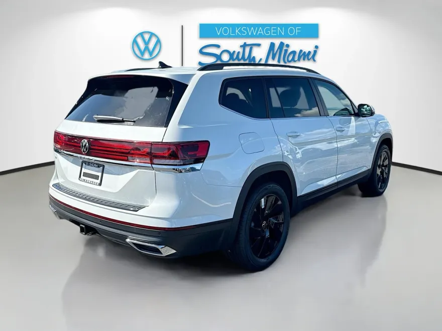 2026 Volkswagen Atlas SE Technology photo 1