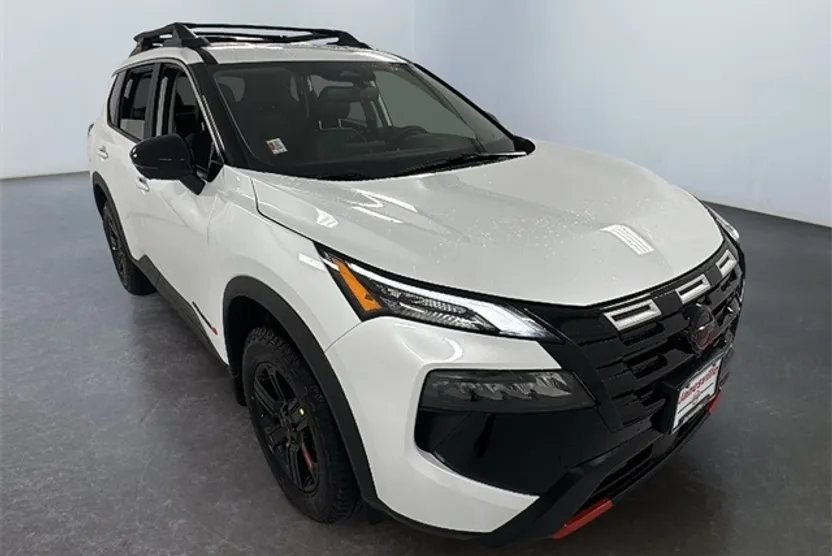2026 Nissan Rogue SV photo 1