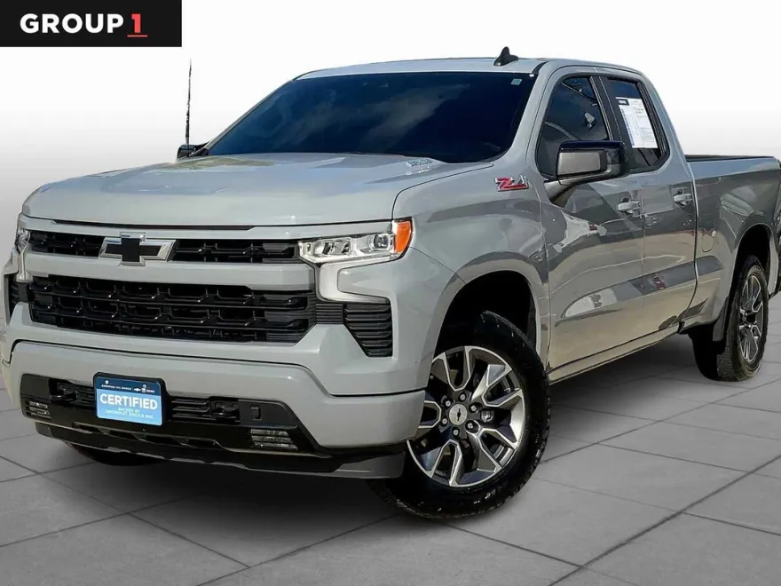 2024 Chevrolet Silverado RST photo 1