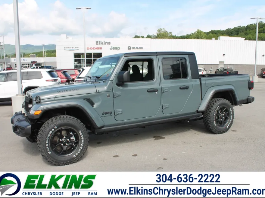 2025 Jeep Gladiator Willys photo 1