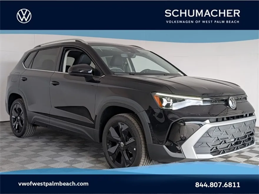 2025 Volkswagen Taos SE photo 1