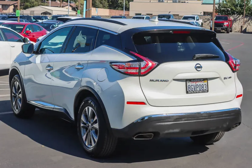 2018 Nissan Murano SV photo 1