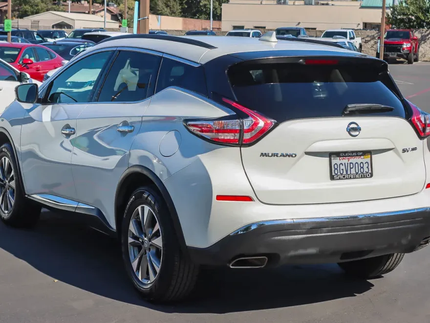 2018 Nissan Murano SV photo 1