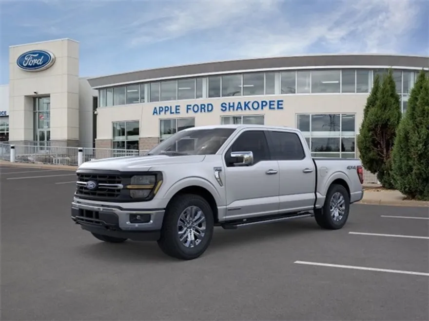 2025 Ford F-150 XLT photo 1
