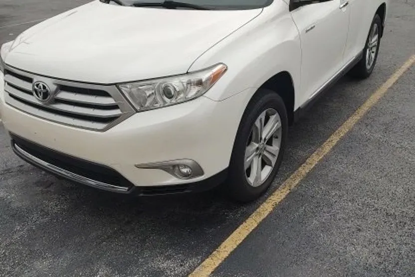 2013 Toyota Highlander Limited photo 1