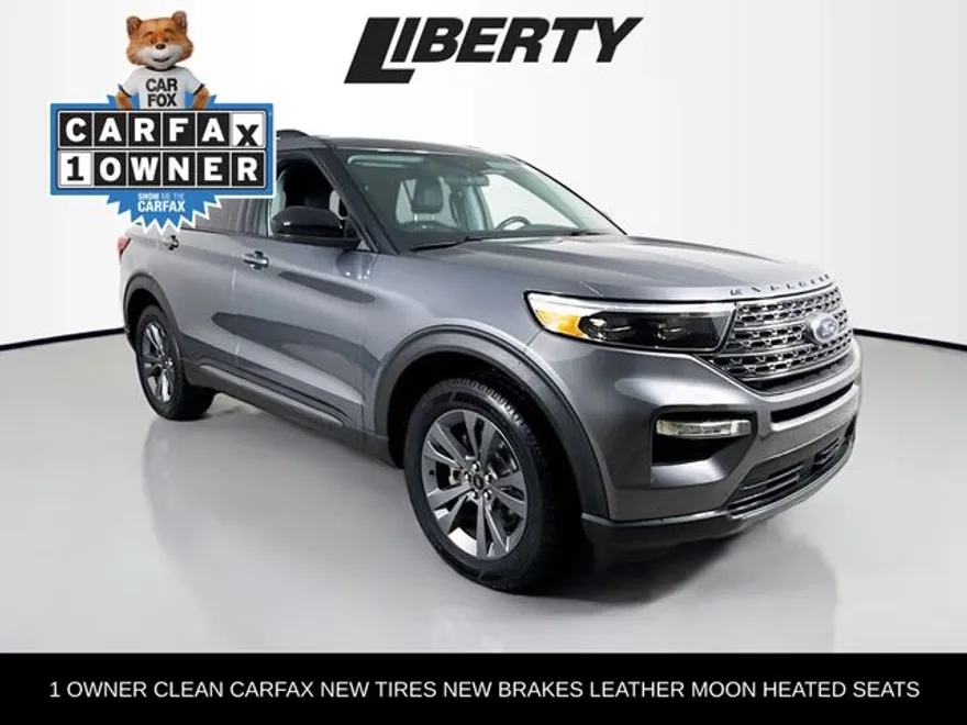 2022 Ford Explorer XLT photo 1