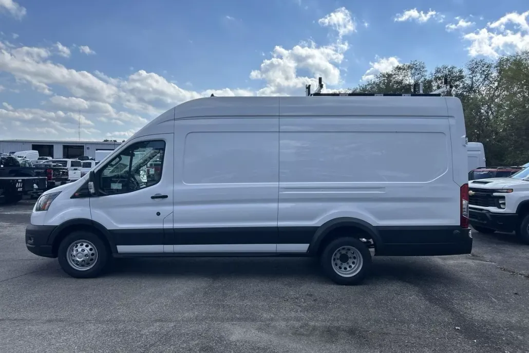 2024 Ford Transit photo 1