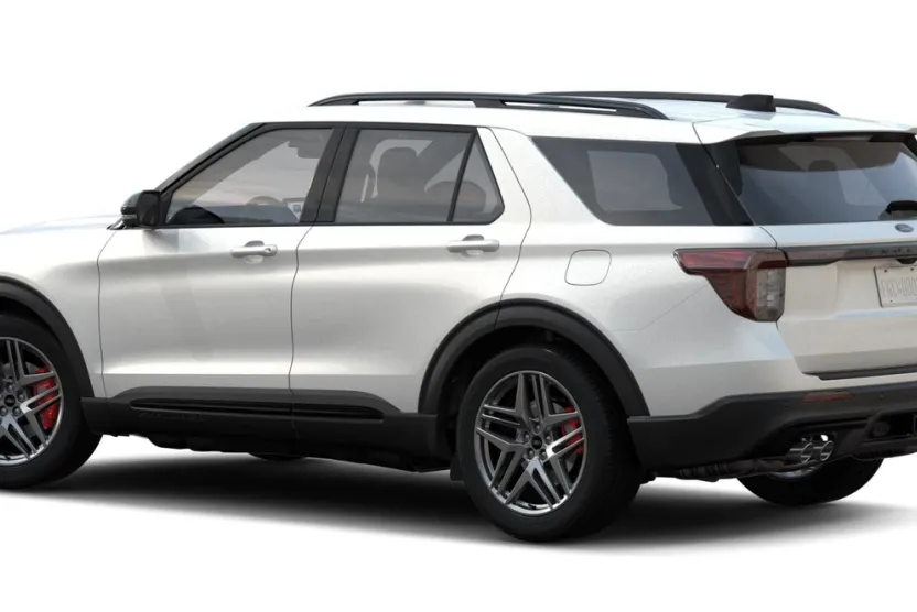 2025 Ford Explorer ST photo 1