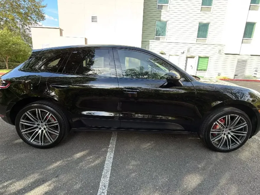 2018 Porsche Macan S photo 1