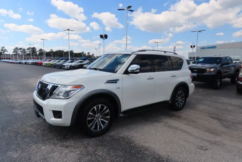 2019 Nissan Armada SL photo 1
