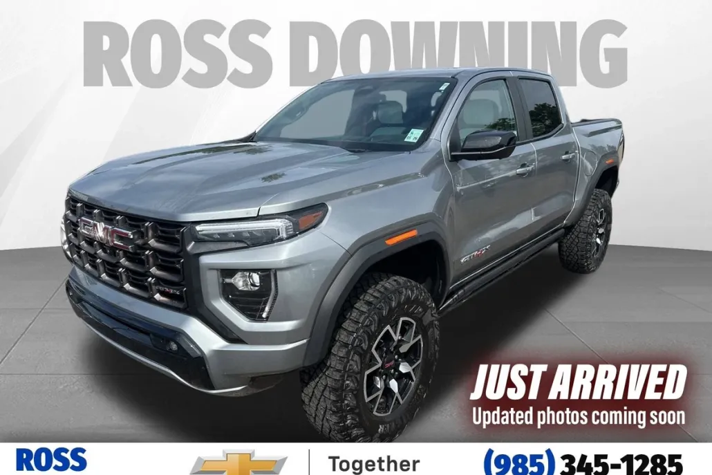 2024 Gmc Canyon AT4X photo 1