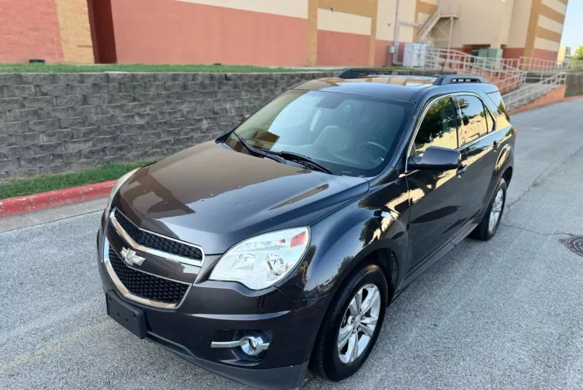 2015 Chevrolet Equinox LT photo 1