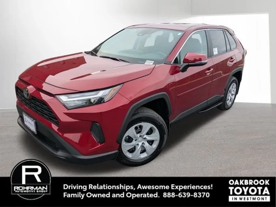 2025 Toyota RAV4 LE photo 1